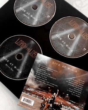 Jasmin Wagner Instagram - OUT NOW! LOTL live at @wackenopenair.official 
DVD, Blue-ray disc und Audio CD all in one! 💿 

Ganz besonders toll sind natürlich Titel 08 & 09 🤫🤟🏽

#wacken #wackenopenair #lotlxblümchen #thelook #lordofthelost #featblümchen #lotlfeatblümchen
