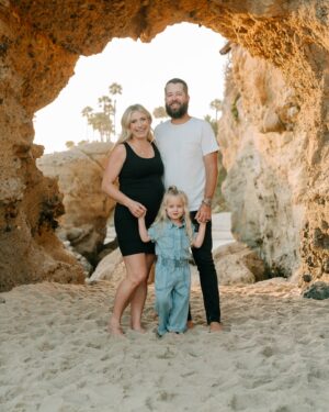 Jasmine Roth Instagram - Last days in California…💛💛💛

#RothFamilyStory #Pregnant #BuildYourHappy #MyWholeHeart

📷 : @stephaniesunderland