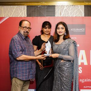 Jasnya Jayadeesh Instagram - It was an absolute pleasure to receive this award under the tag “The women who rise against the odds” ❤️‍🔥
Immensely grateful to receive this award from the legendary filmmaker Sibi Malayil sir☺️❤️
and the extremely talented @divya_prabha__ chechi 
It was such an inspiration to meet all the other 11 achivers in different fields.. 🥰
Thank you @redfmmalayalam for this appreciation 🥰