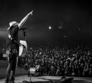 Jason Aldean Instagram - My first album dropped 19 years ago yesterday and what a wild ride it’s been. This album and this song changed my life forever. I appreciate u guys accepting this kid from Georgia back in 2005 and bearing with me while I figured this whole thing out. Thank you for the last 2 decades! It has been a dream come true for me, my family and my crew. Not a day goes by that I’m not grateful for everything you guys have given us. Much love and thanks for the ride! #awweaintfinishedyet 😉