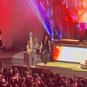 Jason Cabell Instagram - Guns N Roses played for 3.5 hours at The Hollywood Bowl tonight. What a show! @gunsnroses