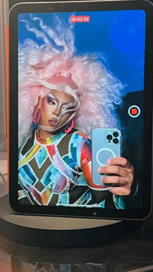 Jax Instagram - 2024 post your drafts 👏🏾.
Respond to your emails 👏🏾.
Drink more water 👏🏾.

Outfit: @blackandwhitestriped