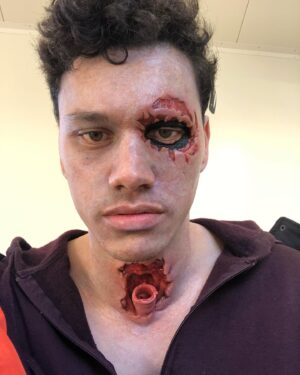 Jayden Daniels Instagram - The prosthetics team on this film - 😮‍💨 @evildead #evildeadrise
