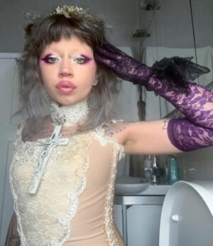 Jazmin Bean Instagram - Hey/hi