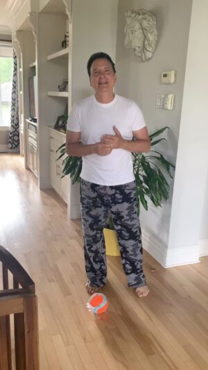 Jean-Marc Généreux Instagram - Bravo au Canada 🇨🇦 pour cette magnifique victoire contre le Venezuela 🇻🇪 
Et si le canada à besoin de renfort #Pablo est prêt ! @copaamerica @soccercananda #copaamerica #soccercanada VIVE LE FOOT !!!! 

Et en passant….Bravo à la France 🇫🇷 pour cette belle victoire contre le Portugal 🇵🇹 @euro2024 @equipedefrance ♥️♥️♥️