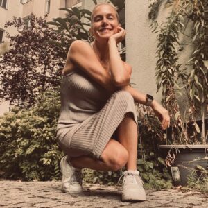 Jeanette Biedermann Instagram - Schönes Wochenende, euch allen! #😘 

#jeanettebiedermann #musik #musikliebe #wochenende #☀️