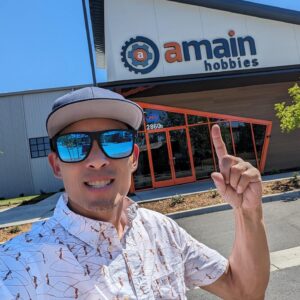 Jeff Bonnett Instagram - So my buddy says he's gonna open up a new hobby shop. I fly in, and it turns out to be the world's largest 😆 who woulda guessed. If you're a nerd like me and ain't heard of @amainhobbies, this place will change your life.