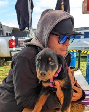 Jeff Bonnett Instagram - Sometimes fans bring their puppies, and sometimes we try to steal them 😭🧡