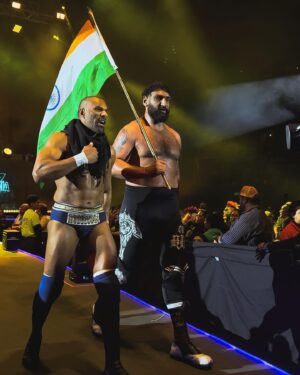 Jeffrey Jarrett Instagram - Maharaja x One In A Billion - AAA Tag Team Champions!! 💪😤 @rajthemaharaja @realjeffjarrett @karenjarrett 

@luchalibreaaa 

#OneInABillion #LuchaLibreAAA #TripleMania #SinghInRing #SinghIsKing #TheIndianGiant #PunjabiGiant #Sidhu #Vaar #LLSMW #Legend #MexicoCity #AAA #JinderMahal #JeffJarrett