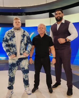 Jeffrey Jarrett Instagram - @realjeffjarrett   @theparkerboudreaux   @hellosatnam 

@luchalibreaaa Media Day #TriplemaniaXXXII Monterrey 

LIVE on @fitetv