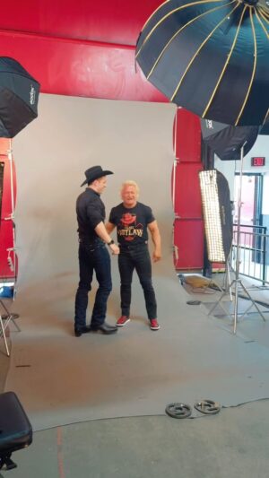 Jeffrey Jarrett Instagram - Last Outlaw @realjeffjarrett shares a fun moment with #OwenHart’s son @oje_hart_throb last night in #Calgary!