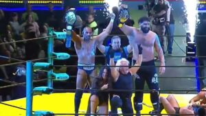 Jeffrey Jarrett Instagram - The Maharaja, Raj Dhesi, anteriormente Jinder Mahal & Satnam Singh de AEW son los nuevos Campeones Mundiales en Parejas de AAA!!!! Asistencia de Jeff & Karen Jarrett 👏👏👏

#wrestling #prowrestling #luchalibre #puroresu #aaa