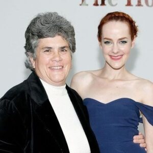 Jena Malone Instagram - I love you mama.