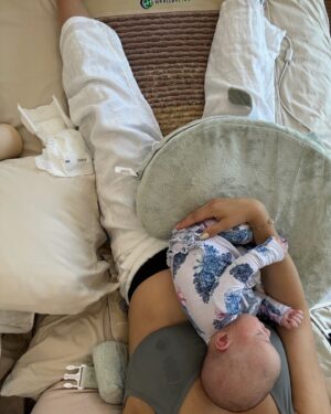 Jenna Dewan Instagram - Baby bliss with a side of mastitis