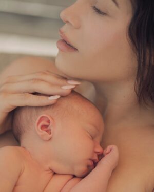 Jenna Dewan Instagram - Nothing better than skin to skin