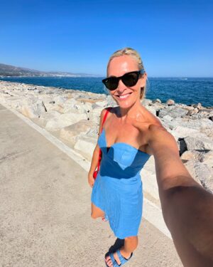 Jenni Falconer Instagram - Sea-zing the day….. 😜🇪🇸☀️💙

#spain #lovespain #marbella