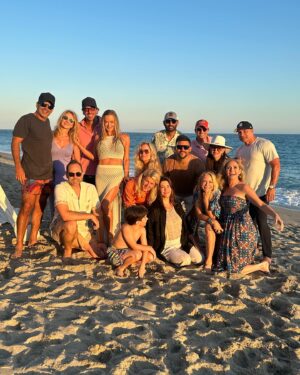 Jennifer Gareis Instagram - Capturing magic hour vibes while celebrating @jennifergareis and @katherinekellylang birthdays on the beach!