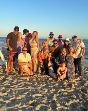 Jennifer Gareis Instagram - Capturing magic hour vibes while celebrating @jennifergareis and @katherinekellylang birthdays on the beach!