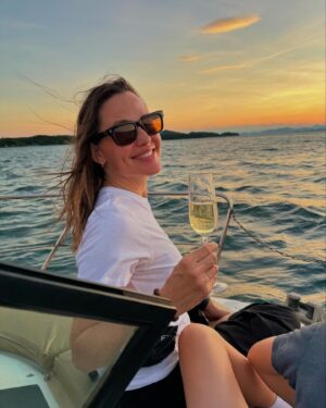 Jennifer Garner Instagram - Dream trip to Japan: a to do list. 🇯🇵
1 - Always find a boat (🥂 for extra points) 
2 - Visit every temple and shrine, bow clap pray. But first: purify.
3 -  Sit still. Tenryu-ji.
4 - Pretend to be 😎✌️for Tokyo. 
5 - Can this guy visit LA, please? 🐱
6 - Kinkaku-ji Golden Pavilion. What a beautiful world. 
7 - Tidy does it! (slurp). 🍜 
8 - Listen to the morning in Ise-Shima 🔊 
9 - Oyster farmers are wonderful, too. 🦪 
10 - Deadpool.  行こう、行こう ♥️💛
11 - When seeing is a prayer. 
12 - 👀 ⬆️ 
13 - No mud, no lotus. 🪷 
14 - Honor the life forces that feed us. Thank you, abalone. (aka: the triumph of the former picky eater 🙋🏻‍♀️) 
15 - Sometimes: 🍺