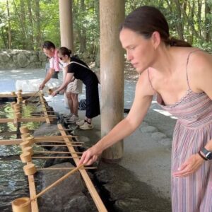 Jennifer Garner Instagram - Dream trip to Japan: a to do list. 🇯🇵
1 - Always find a boat (🥂 for extra points) 
2 - Visit every temple and shrine, bow clap pray. But first: purify.
3 -  Sit still. Tenryu-ji.
4 - Pretend to be 😎✌️for Tokyo. 
5 - Can this guy visit LA, please? 🐱
6 - Kinkaku-ji Golden Pavilion. What a beautiful world. 
7 - Tidy does it! (slurp). 🍜 
8 - Listen to the morning in Ise-Shima 🔊 
9 - Oyster farmers are wonderful, too. 🦪 
10 - Deadpool.  行こう、行こう ♥️💛
11 - When seeing is a prayer. 
12 - 👀 ⬆️ 
13 - No mud, no lotus. 🪷 
14 - Honor the life forces that feed us. Thank you, abalone. (aka: the triumph of the former picky eater 🙋🏻‍♀️) 
15 - Sometimes: 🍺