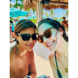Jennifer Gimenez Instagram - It’s been an epic summer for @timryandopeman, myself, @abriiia and Mackenzie. We had a chance for a few get aways. So beyond blessed that we  got to create so so many memories with the family. 
#family #SoberParents #TheGiftsOfRecovery #Sobriety #TimJenn #Powercouple #WeAreAForce #DopeToHope #JenniferGimenez #TimRyan #Recovery #Sober #SuperModel #Actress #Actor #Fashion #Movies #RealityShows #TVPersonalities 
#Writer #ChangeMaker #Influencer #Speaker #Interventionist #Podcast #TheTimAndJennShow #SoberIsSexy