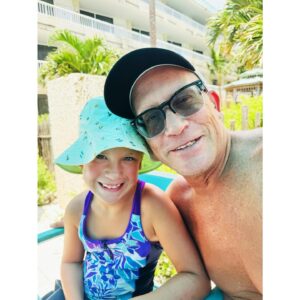 Jennifer Gimenez Instagram - It’s been an epic summer for @timryandopeman, myself, @abriiia and Mackenzie. We had a chance for a few get aways. So beyond blessed that we  got to create so so many memories with the family. 
#family #SoberParents #TheGiftsOfRecovery #Sobriety #TimJenn #Powercouple #WeAreAForce #DopeToHope #JenniferGimenez #TimRyan #Recovery #Sober #SuperModel #Actress #Actor #Fashion #Movies #RealityShows #TVPersonalities 
#Writer #ChangeMaker #Influencer #Speaker #Interventionist #Podcast #TheTimAndJennShow #SoberIsSexy