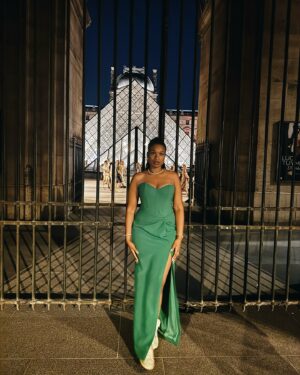 Jennifer Hudson Instagram - A day at @museelouvre ! ✨ #Paris2024
