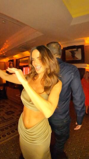 Jennifer Metcalfe Instagram - Woohoo to us @jamielomas21 @richardblackwood 🏆 all the fun on and off screen 🥳💃🏻
@radiotimes 
@hollyoaks