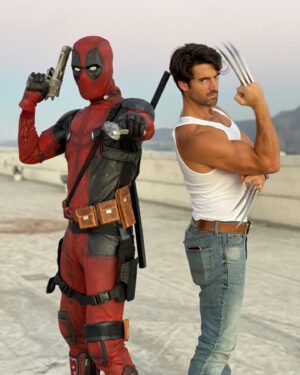 Jennings Brower Instagram - Have you seen Deadpool and Wolverine yet?!⚔️👀 

If so, what did you think?? (no spoilers for those who haven’t seen it, please!)🙏🏼

Deadpool: @splack 
📸: @wuzgood 

@vancityreynolds @thehughjackman #deadpoolandwolverine #deadpool #wolverine #hughjackman #ryanreynolds #marvel #cosplay