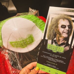Jenny Lorenzo Instagram - Eyyy! 💃🏻@beetlejuicemovie hits theatres Sept 6th! Big scary thanks to @wbpictures for inviting me to the LA premiere and afterparty at @beetlejuiceafterlife.exp! 

Y’all know I’m a die-hard Beetlejuice fan, both the live-action and animated series, and “Beetlejuice Beetlejuice” hit all the right notes for my spooky lil nostalgic soul. 🐍🪲 

MUA @jenxbouton 

#beetlejuice #wbpictures #beetlejuice2 #espooky #lydiadeetz