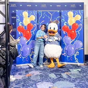 Jenny Lorenzo Instagram - I am deeply grateful to @disneystudios for keeping me in their family all these years. Sharing the stage with such legendary Disney icons will always be one of my most cherished memories. ⚓️🛟
#DonaldDuck #D23