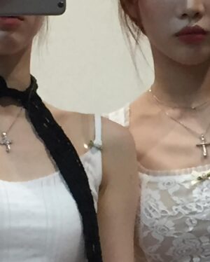 Jeon Hee-jin Instagram - 雨降ってる大阪☔