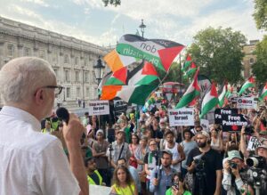 Jeremy Corbyn Instagram - The British government remains complicit in the ongoing genocide in Gaza. 

End arms sales to Israel, now.
