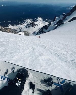 Jeremy Jones Instagram - Caught a brief opening of the portal between wind storms and chased the kids up to their first summit.
Very inspiring seeing @kaijonesski stand on the 14 thousand foot summit 14 months after breaking both his legs! 
🙌 to @cassjonessnow for his first summit while eating eight beef sticks along the way.
Also to @powder_chicken on his first summit and incredible photos he shot along the way.