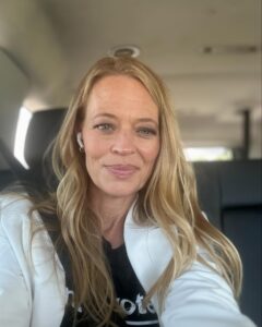 Actress Jeri Ryan HD Photos and Wallpapers October 2024