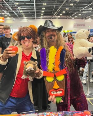 Jess Harnell Instagram - Saturday Excel: Hanging with some friends at London Comicon 2024!! 

Who’s coming to join us & have a blast at the Comic-Con today?!!! 👏👏👏👊🎫🎫🎫🎫