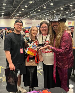 Jess Harnell Instagram - Saturday Excel: Hanging with some friends at London Comicon 2024!! 

Who’s coming to join us & have a blast at the Comic-Con today?!!! 👏👏👏👊🎫🎫🎫🎫