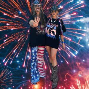 Jess Harnell Instagram - Wishing all our friends a Fourth of July that’s as dazzling as you are! 😀
Stay safe and have the best time! 🇺🇸🎊💥