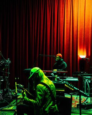 Jesse Carmichael Instagram - Rehearsing for some showssss thanks @bootswallace 📷❤️