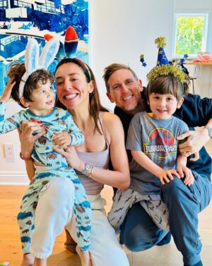 Jesse Carmichael Instagram - Birthday Family ❤️❤️❤️♾️➕1️⃣ 📸by @jenniferroyal ❤️❤️❤️