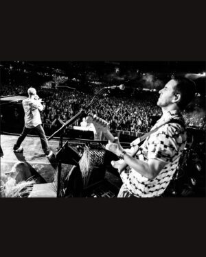Jesse Carmichael Instagram - Tour shots from Boston @fenwaypark by @bootswallace 🙌 thanks to EVERYONE. WE LOVE YOU ALL ❤️