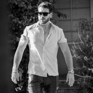 Jesse Kove Instagram - Moments 👓 

📸 @jakecapturedthis #fashion #hollywood #style #nomercy