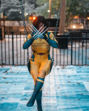 Jessenia Gallegos Instagram - Life is a mystery. Everyone must stand alone. I hear you call my name; and it feels like …. home 💛🖤 

WOLVERINE x NYC x @lit.visions 

#wolverine #cosplay #latinacosplayer #xmen #deadpoolwolverine #deadpool3 #marvelcomics #nyc #xmencosplay #marvel