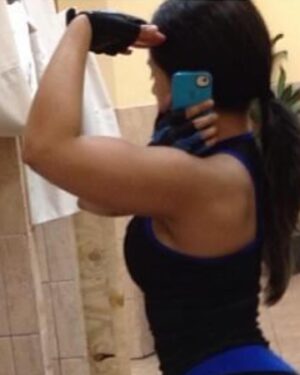 Jessenia Gallegos Instagram - ✨ MONDAY MEMORY LANE- I was in my mid
20s when I first stared body building to compete. Lots of bulking and shredding. I’m genetically bottom heavy so building an upper body took time.

✨The first slide was the last time I walked on stage for a competition; I was on my period retaining water; early 30 , 5’1 and 145lb

✨That year I realized this was as far as I could take my physique w/o chemical substances and I was adamant about not taking any. So l hung up my towel.

✨The last photo was a picture of me a few weeks after my competition. I was softer & more feminine. 

✨I never stoped working out. Now at 40 i have a leaner 8 healthier body than when I competed. Working out is part of my lifestyle. I love it. I train for healthy now, not a body type.

#fitnessjourney #fitness #workout