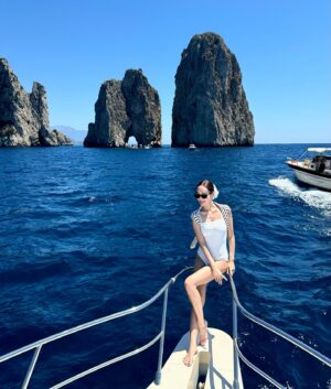 Jessica Jung Instagram - Unplugged for this🩵🛥️˖°𓇼🌊⋆🐚🪸🫧⚓️