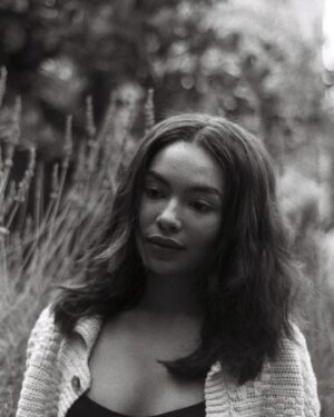 Jessica Sula Instagram - @charcharhass will make you look serene and give you a piggyback ride if you ask NICE !