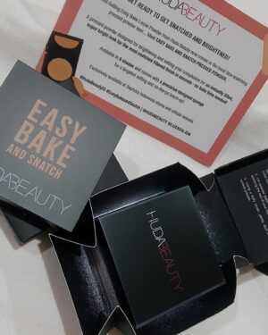 Jessica Vania Instagram - New in town, easy bake and snatch pressed powder from @hudabeauty — available in 8 shades!
This powder works like a magic on your face:
• instant lift
• super bright look in a sec
• no baked time needed
• comes with precision designed sponge
So what are you waiting for? Come and grab it now at @sephoraidn 
#HudabeautyID #EasyBakeandSnatch