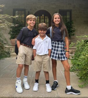 Jessie James Decker Instagram - First day of school for the Decker kids! 📚✏️ I still can’t believe I have a middle schooler and a 6month old 🤣🤣🤣