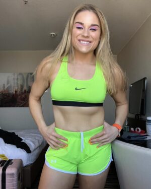 Jessika Evelyn Heiser Instagram - When you’re slowly becoming your ideal self. 

The best version of you.

Inside and out. 

It’s an incredible feeling. 

Night 4 headed into #BashinBerlin

See you tonight #WWEStuttgart! 🦓💪🏻