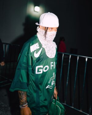 Jhay Cortez Instagram - MEXICO 🇲🇽 voy a escoger y llevarme solo 2 Personas para el Backstage VIP conmigo pero quiero que me comenten en que fecha de las nuevas nos vemos:

24 DE AGOSTO - GUADALAJARA
25 DE AGOSTO - MEXICO D.F
26 DE AGOSTO - MONTEREY
“VIDA ROCKSTAR TOUR” 🦇

Tambien quiero agradecerle a @wisin & @yandel por la Invitacion a “El Foro Sol” ayer en Mexico!